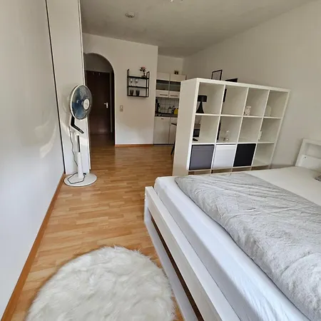 Charmante 1 Zimmerwohnung Mit Stellplatz Wurtzbourg Extérieur photo