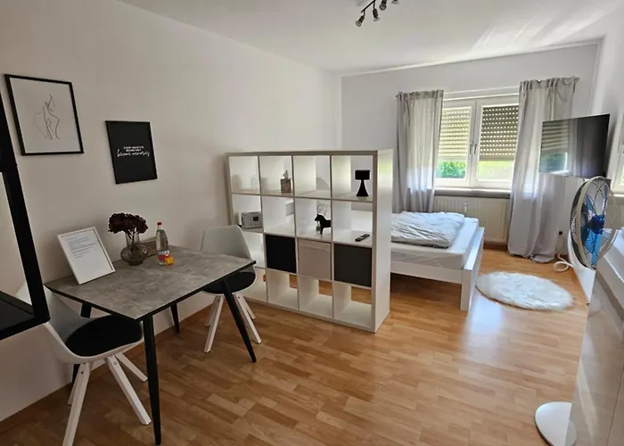 Charmante 1 Zimmerwohnung Mit Stellplatz