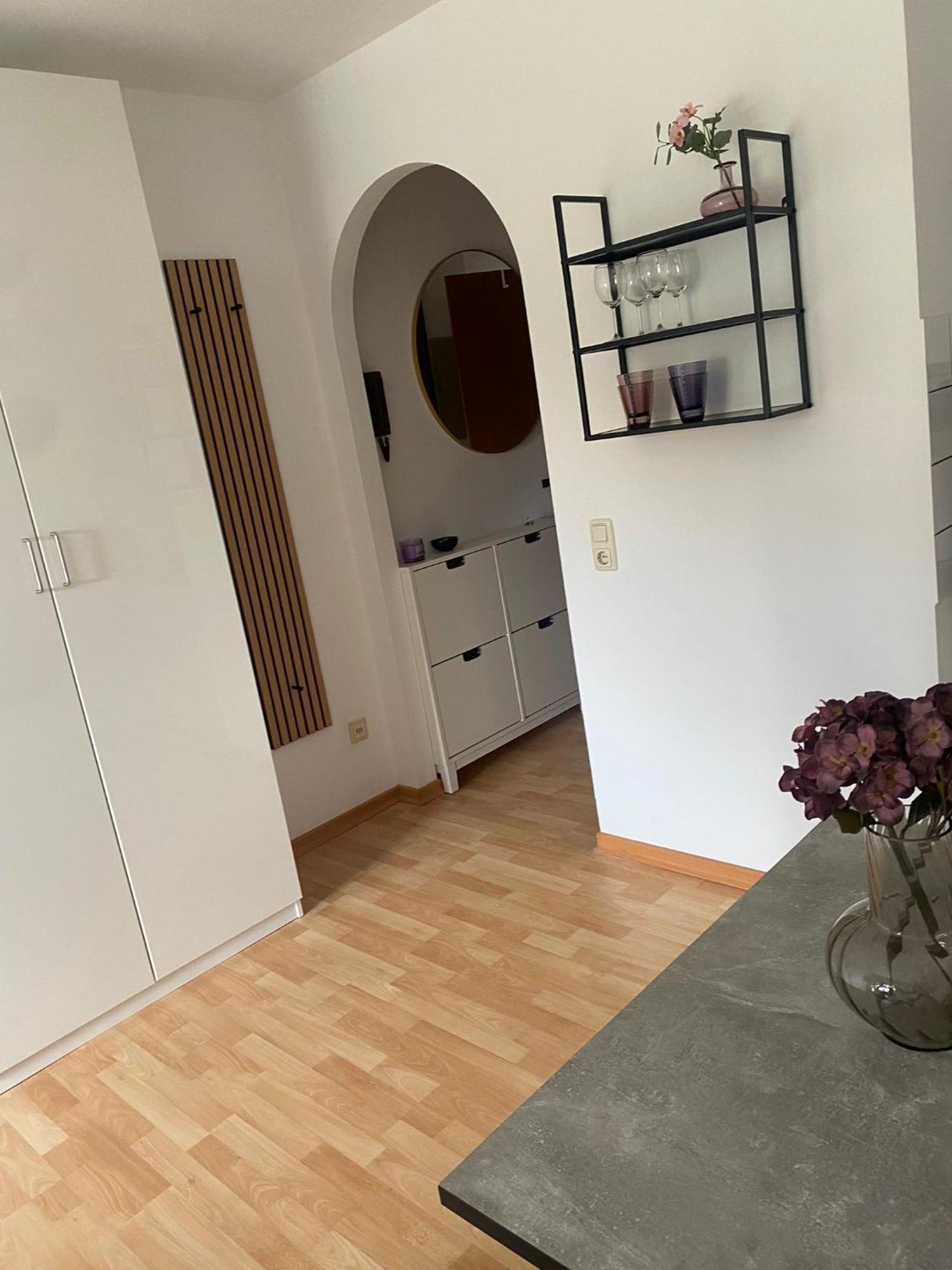 Appartement Charmante 1 Zimmerwohnung Mit Stellplatz Wurtzbourg